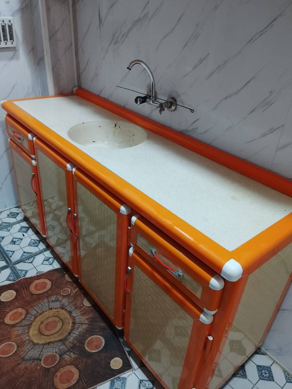 كاونتر للبيع قطعتين سنك مرمر وملحق فصال ثقيل قياس مترين ارضى مترين ملحق السعر 175 وبي مجال بسيط بيع مستعجل لغرض التحويل إلى بيت اخر مكاني بحي صدام الايسر الاستفسار عل الرقم ***********
***********
