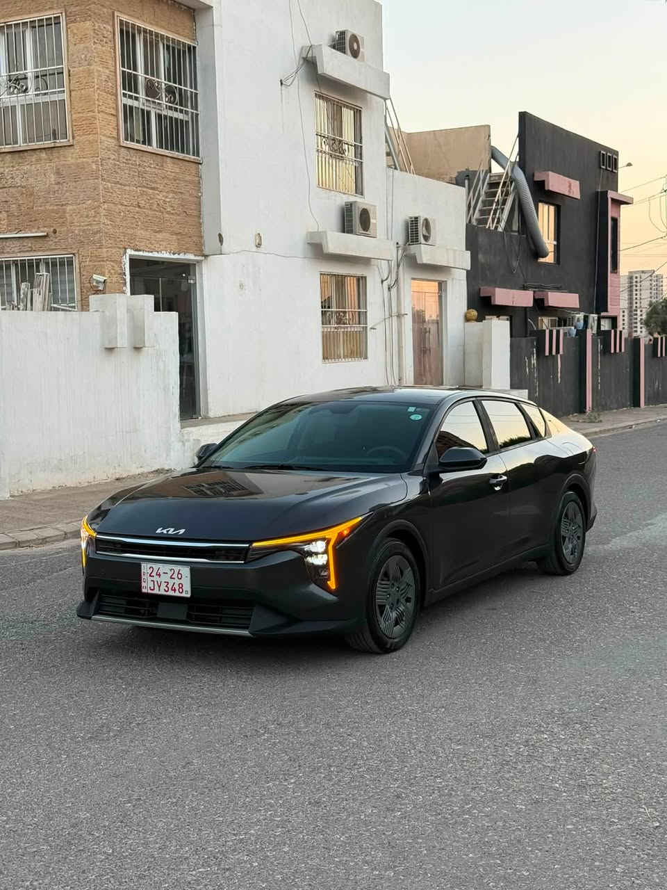 السلام عليكم      السعر145للبيع  فقط بدون مراوس👉👍
لون نفطي👉
موديل 2025❤️
السعرب145
K4 أمريكي
ماشية 21mi
حادث نص بنيد صبغ 
بدون دواخل
بدون ايرباك
مازده 
بك لايت لد
بصمة تشغيل عن بعد
رادار كل الجهات 
توقف ذاتي 
توقف خلفي
شاشة متصل🖥️
ثلاث وضعيات للكاميرا 
مكان سيارة اربيل 🚗
الشراي يتصل ***********📞

***********📞
