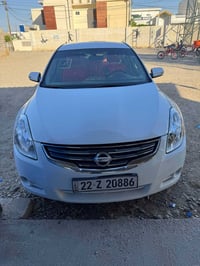 نيسان التيما موديل ٢٠١٢ صبوغ عام   بصمة و تحديد سرعة  ABS سنويه جديد و...