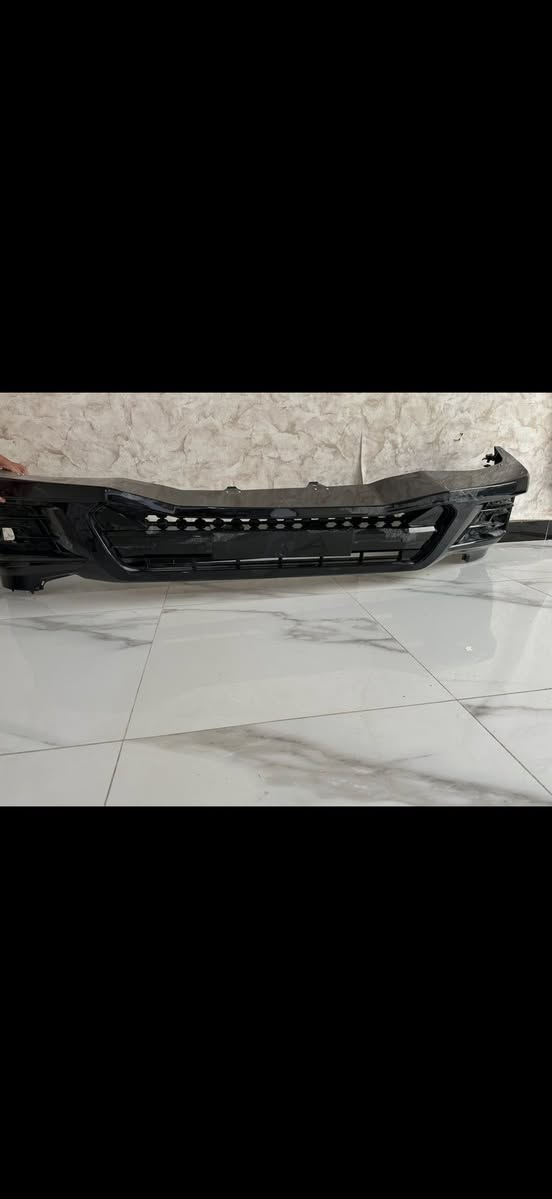 سلام عليكم للبيع جديد زيرو دعاميه اماميه وخلفيه
وبطاين وترايش ودوسات مال لاندكروز  ادشن 2004 بلاد زيرو
العنوان المنصور الداودي ***********
