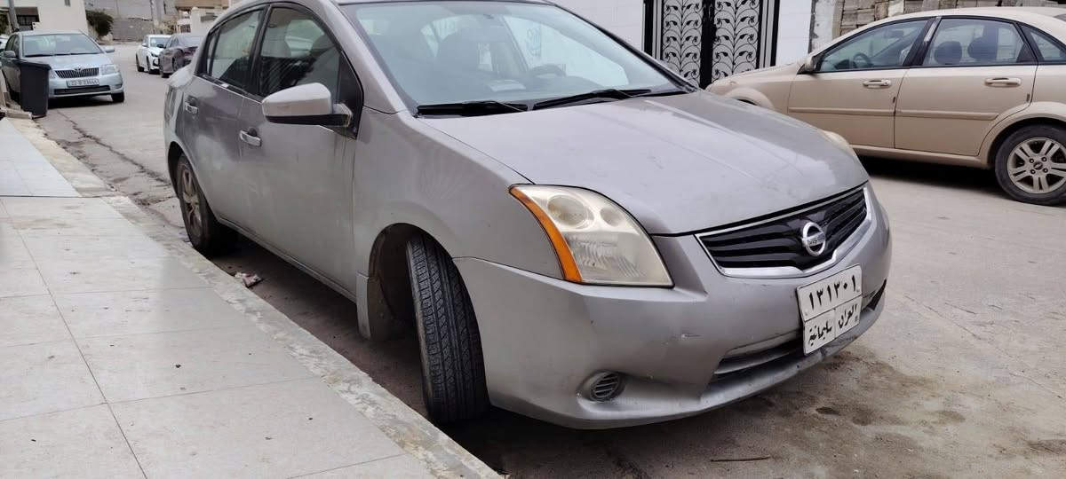 🌹بەناوی خوای گەورە و میهرەبان🌹
😮فرۆشتنی خێرا😮
😮تەنهاو تەنها 53 وەرەقە😮
نیسان سێنترا مۆدیل 2010
گێڕ تۆماتیک تەبرید
عام بۆیاخە پێشو دوای لێدراوی نییە 
چوار تایی تازەی لە ژێرایە
سەیارەیەکی توندو تۆڵە
مەکینەی لۆکی تازە بۆ بەستراوە 
گێڕو مەکینەو تەبریدو گەورمی و تەحویل و غەرامەو بڕاوە بەشەرت
نرخ... تەنها 53 وەرەقەش
شوێن... هەولێر
ژ.م...***********
*********** أربيل, العراق
