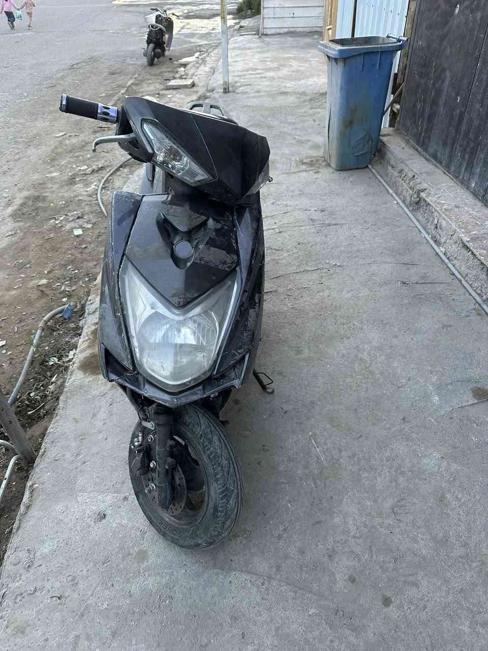 سكنس شمعة حديث كهربائيات كله شغاله سلف هندر باتري جديد مابيه نقص جاهزه العنوان شهداء البياع الاستفسار ***********
 وتساب
