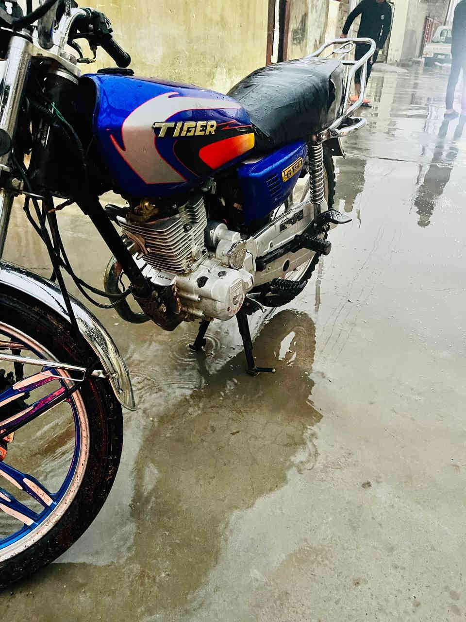 ماطور 5 جير 2020 سيفانا منافيس موجود السعر 450 ***********
