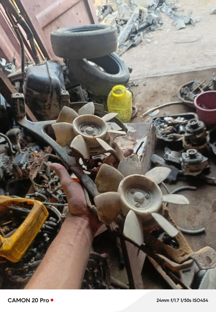 ادوات تفصيخ محور مال محل معزل المكان بصره قرنه شرش ***********
