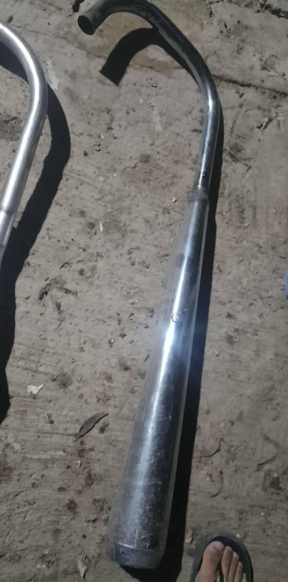 صلنصات للبيع وحده ام نجمه ثانيه رياضيه ام فتحتين السعر 25 قفل ***********
