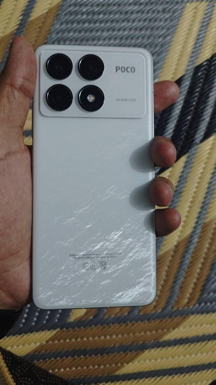 بوكو اف 6 ابرو ذاكره 512 عشوائيه 24
معالجSnapdragon 8 Gen 2 Mobile platform

يشغل 120 فريم جهاز نضيف بدون ملحقات 

سعره 400 قفل  مكاني بغداد الحسينيه


**إذا كنت صاحب هذا الإعلان وتريد حذفه لأي سبب، رجاءا أرسل رسالة إلى الدعم الفني**