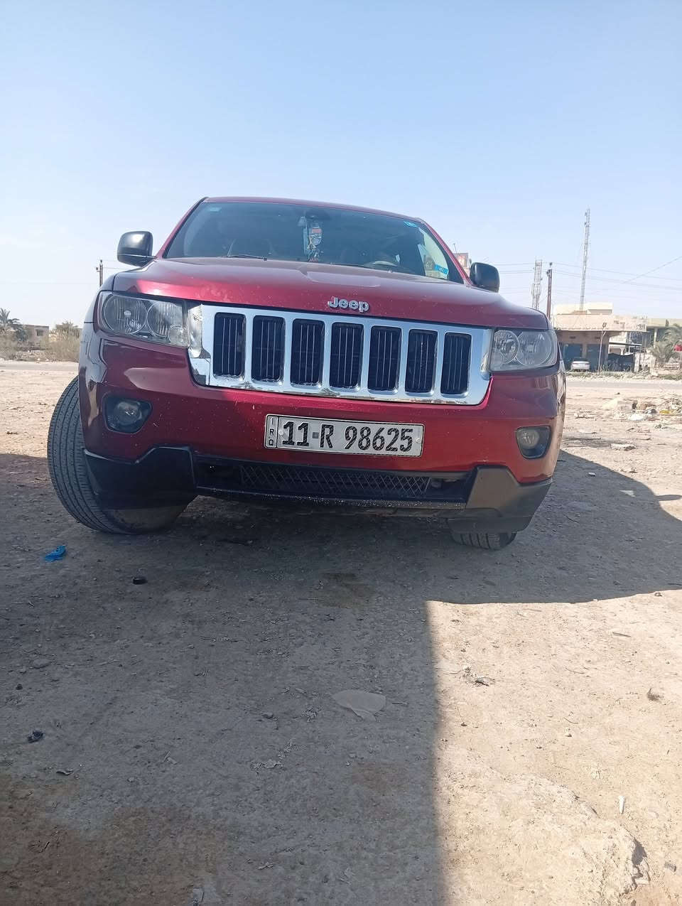 2012فقط للبيع 3قطع صبغ بدون حادث داخلي السعر 155وبيها مجال قليل الطيبين مكان السياره ديالى شهربان 
رقم الهاتف ***********
