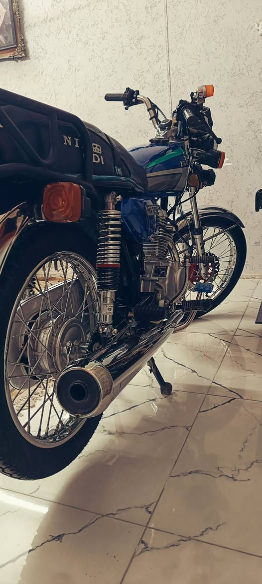 دراجة اربعة كير نامة مديل 21 رقم و سنويه الرقم انكليزي الدراجة مكفولة كامله من محرك و كهربائيات و شاصي
السعر راسلني خاص
***********
