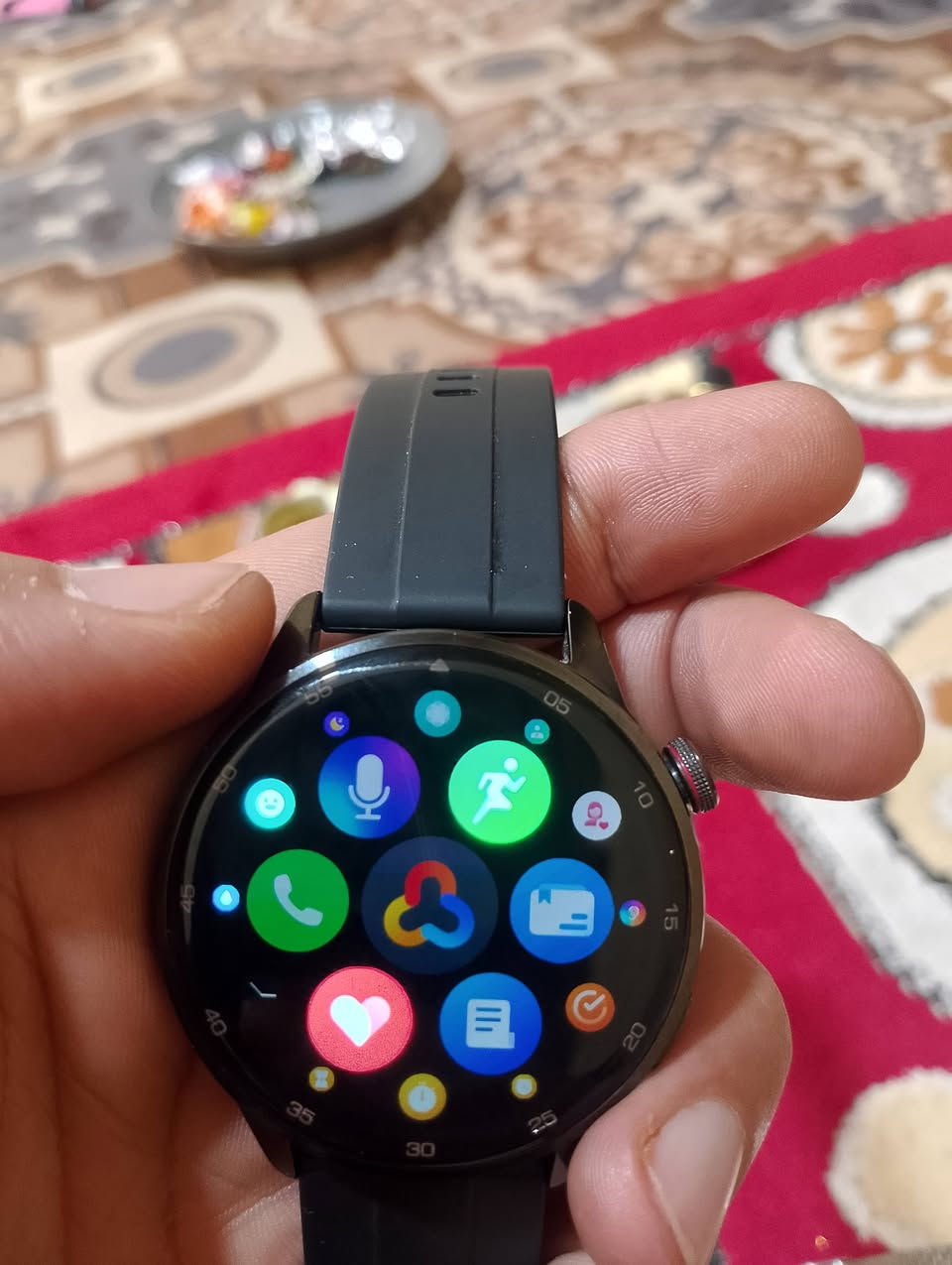 📌ساعة Realme Watch S 
📌موديل RMW2041
📌شاشة تعمل باللمس مقاس 1.3 بوصة 
📌قياس الأكسجين
📌مراقبة نبضات القلب
📌تدعم 16 وضعاً رياضياً
📌مراقبة جودة النوم وتقديم تقارير يومية
📌عمر البطارية 15 يوماً من الاستخدام المتواصل بشحنة واحدة.
📌مقاومة الماء
📌عرض رسائل الواتساب، التليجرام، والمكالمات الواردة (تنبيه فقط).
📌يمكنك تغيير الموسيقى أو التقاط الصور
📌ترتبط الساعة بالهاتف عبر تطبيق Realme Link 

❌السعر 50 الف 
❌مراسلة الحساب او رقم الهاتف ***********
🌟ملاحظة/ الساعة بدون شاحنة
