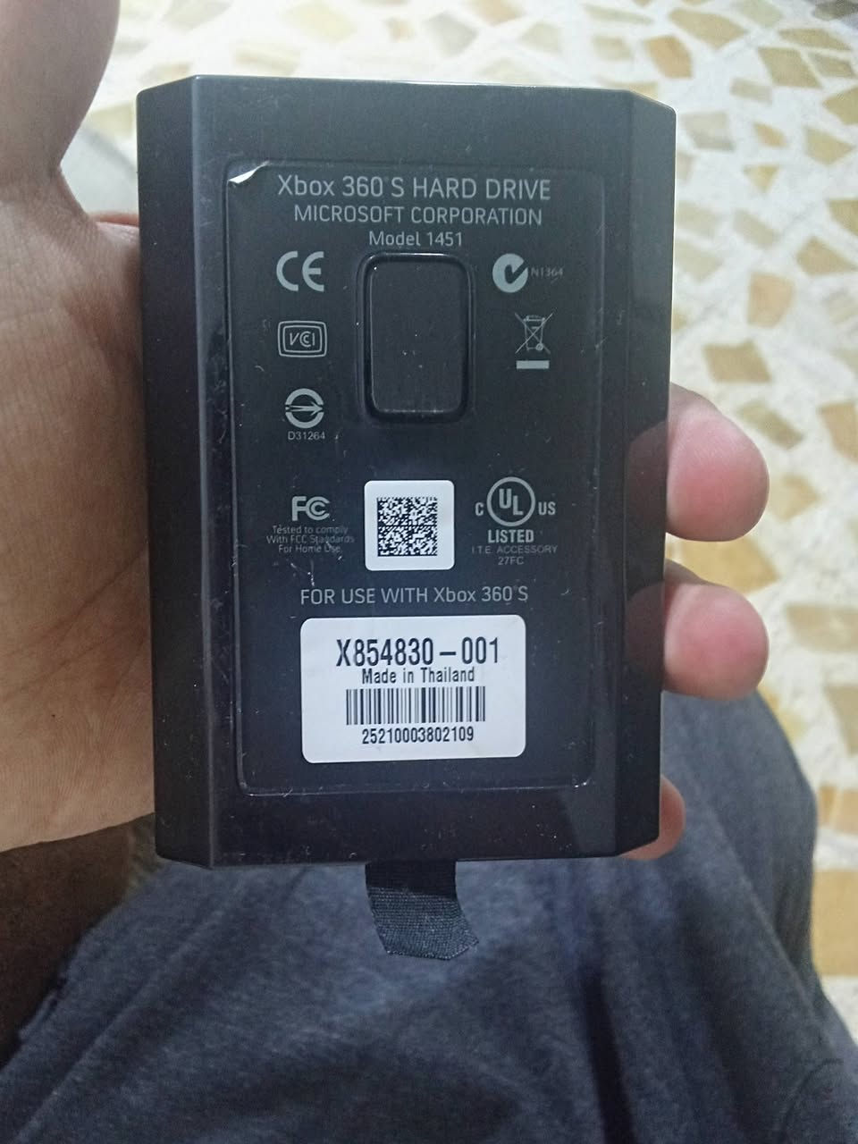 ايكس بوكس 360
مواصفات.
2يده وياها
وكامل ملحقات 
100لعبه
هارد250گيگا بايت
سعر 90قفل و مفتاح قفل بل عرعر فهمت
مكان كركوك ماكو توصيل ابدااااا فهمت
***********واتساب فهمت
اتصال***********فهمت 
من رخصه ادمن
