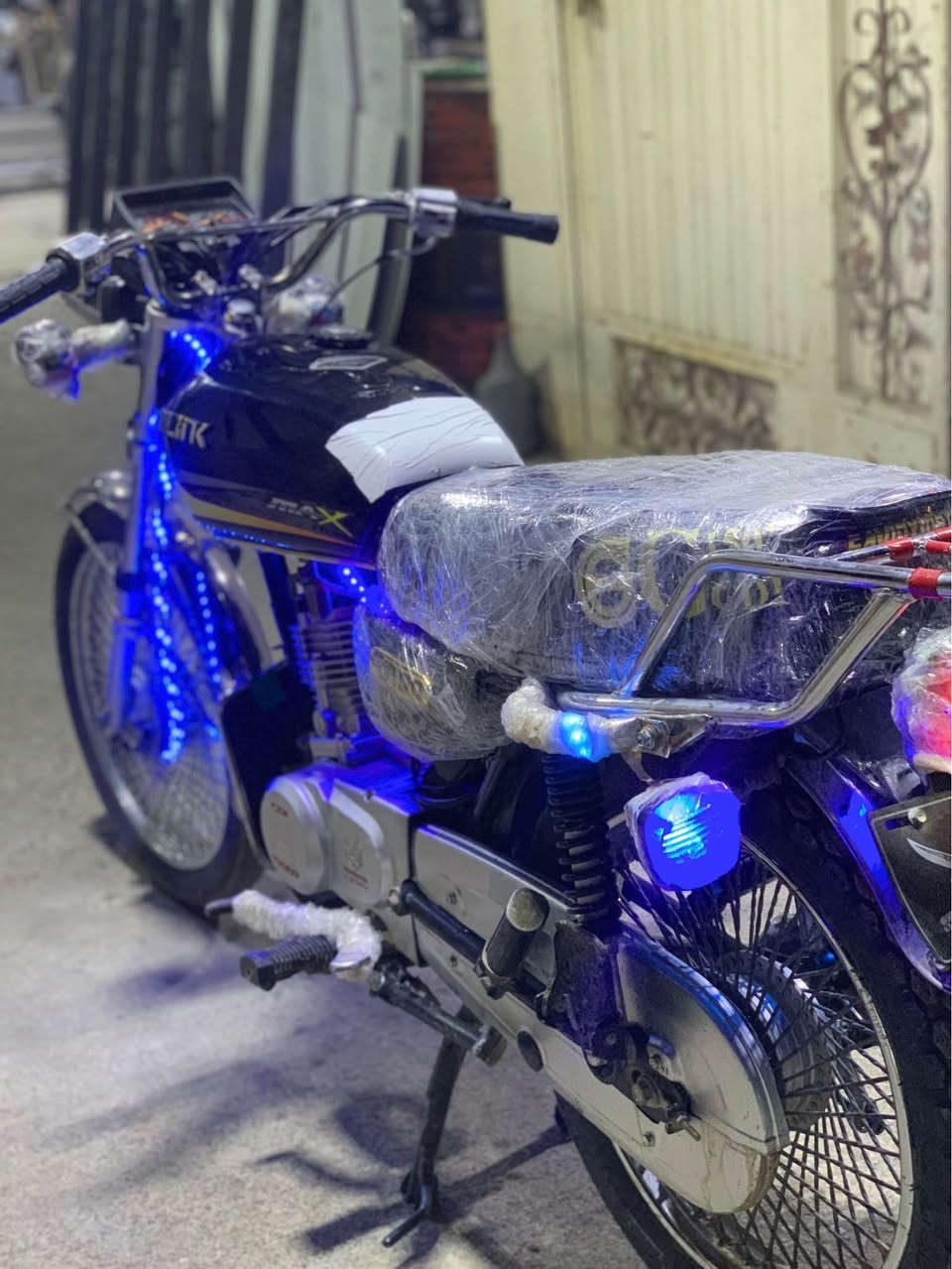 تایگەر 2023 گیروو مەکینە بەشەرت  مەنەفیست ئەسڵی بەشەرت کارەبای بەشەر تازە دوو ویلی  لۆکی لۆ بەستاروە دەسکارکی باشی کراوە کامڵ لیدی و جوانکرای بۆ کراور رانية, السليمانية


**إذا كنت صاحب هذا الإعلان وتريد حذفه لأي سبب، رجاءا أرسل رسالة إلى الدعم الفني**