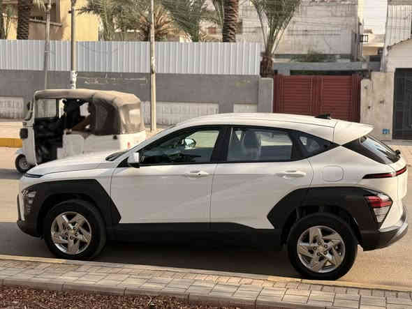ياالله 
السلام عليكم كونا 2024 SE وارد امريكي 

Hyundai Kona Se 2024  2.0L 4 

       المسافة المقطوعه : 15 الف كم  
          حجم المكينه : 2000 دوش 
                    الايرباك : سليم 
                       الضرر : موضح بالصور 
 

#مواصفاتها 
1. شاشه
2. كامرا 
3. ويل كب 
4. رادار 360
5.بصمه 
6.تشغيل عن بعد
7.هزاز بالاستيرن
8.لايتات زينو
9.لد امامي وخلفي
10 كيجات دجيتل 

#السعر 185 $
تفاصيل اكثر هذا رقمي *********** 
مكاني بغداد
حي القاهرة
