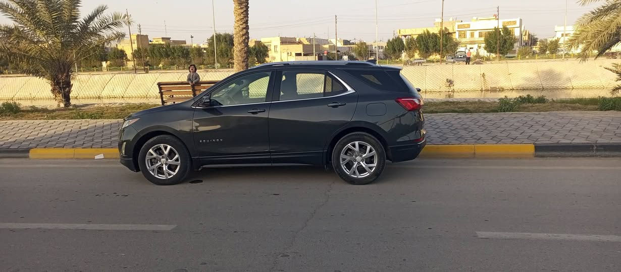 السلام عليكم 
كوينكس 2019
حادث كما موضح بالصوره 
محرك 2000 تيربو
مبدل محرك جديد مع كافة ملحقاته
بانزين عادي بدون دوانز 
كامرا خلفية 
حساسات 
جنطه كهرباء
سايد بريك بصمه
كشن كهرباء
تحكم ستيرن 
وبعد بيها هواي موصفات
رقم مثنى
السعر  155$
***********
الرد واتس اب
متواجد واسط الكوت
