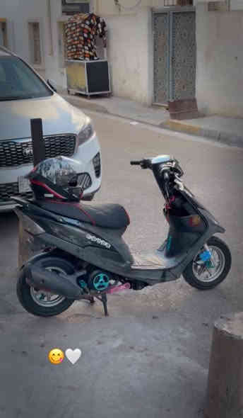 ماكس جديده ما مفتوحه سعره 1100 بيه مجال بسيط 
البصره الجزائر 
***********
