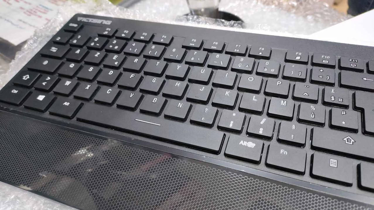 وصلنا كيبوردات اصليه (أمازون) كميات
يوجد ثلاث موديلات مختلفه
جميعها وايرليس

للطلب التواصل مع الصفحه بغداد, العراق


**إذا كنت صاحب هذا الإعلان وتريد حذفه لأي سبب، رجاءا أرسل رسالة إلى الدعم الفني**