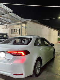 للبيع …. كورلا هايبرد  موديل 2024  ماشية 31 الف  مكفولة كفالة عامة  هـ...