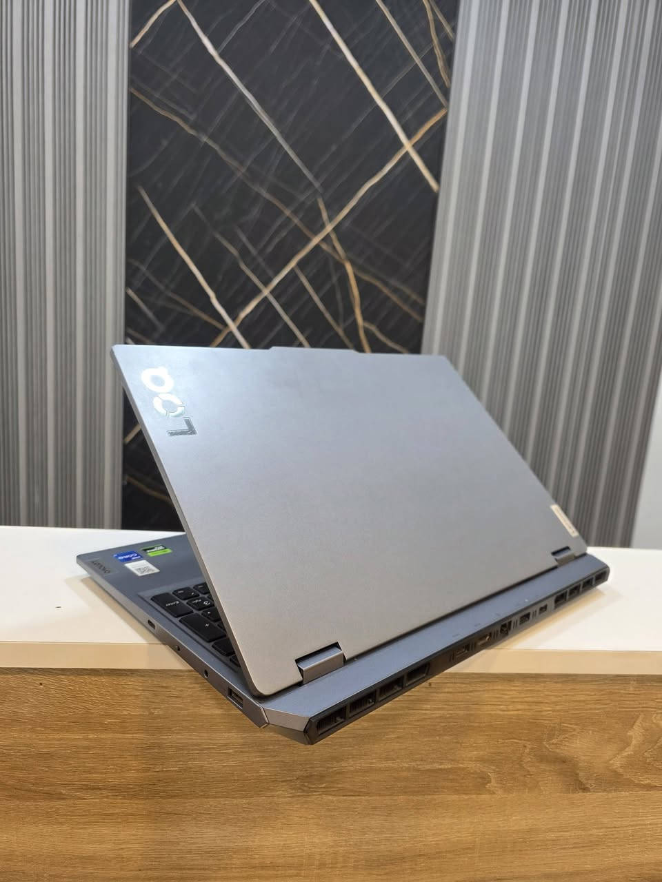 سلام عليكم للبيع
Lenovo LOQ15
I7-13650HX 
RAM 16 قابل للتطوير 
HARD 512 قابل للتطوير 
Cart 3050 6G
الحاسبه نظيفه ومكفوله من التصليح بيها فقط فطر بسيط بل كفر  مماثر على اي شي ولا مبين صاير بطرف 
السعر ٩٥٠ 
العنوان بغداد الدوره شارع الكفائات 
***********
