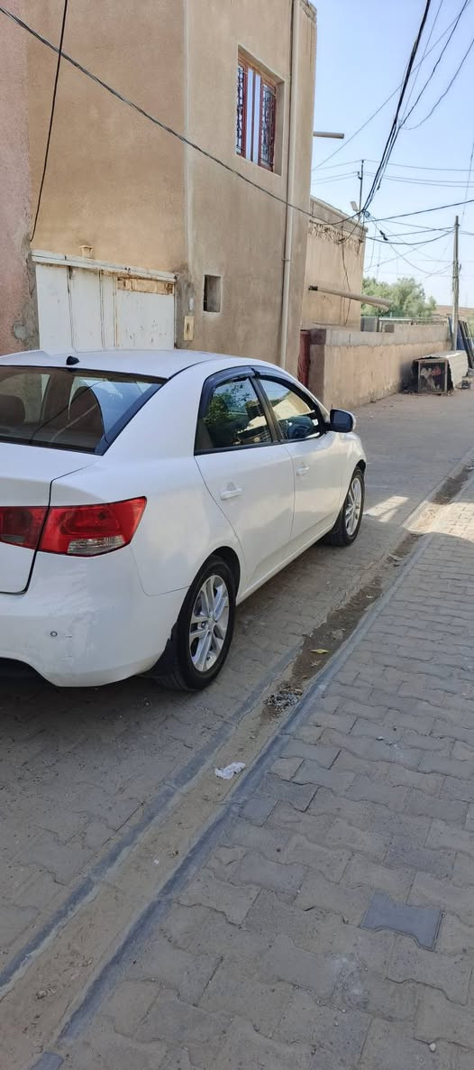 سلام عليكم سيراتو٢٠١١خليجي السيارةجديدة سونارة داخل منشور رقم سليمانية تحويل مباشر سعرة ٩٠مكاني بغداد المحمودية   ***********
