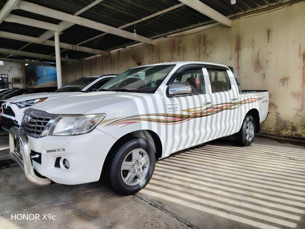 السلام عليكم بيكم موديل 2015 كويتي الساير شاصي19 ماشيه الف160 رقم بغداد كفالة عامه من كلشي تخم اصلي كير اوتوماتيك محرك بلادي الشراي يتصل ***********
