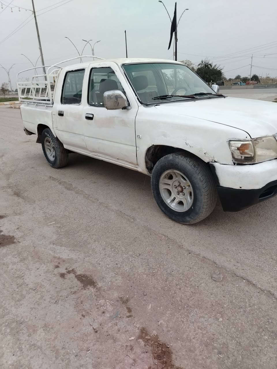 بيكم دير2009
سنويه لل30
مكينه كير اكسن خير من الله.. 
لكشر شوف لعين. حداديه نص عمر.. كهربائيات يرادلها ترتيب بس شغاله
سعرها 28 بيها مجال
مكاني كوت 
***********
