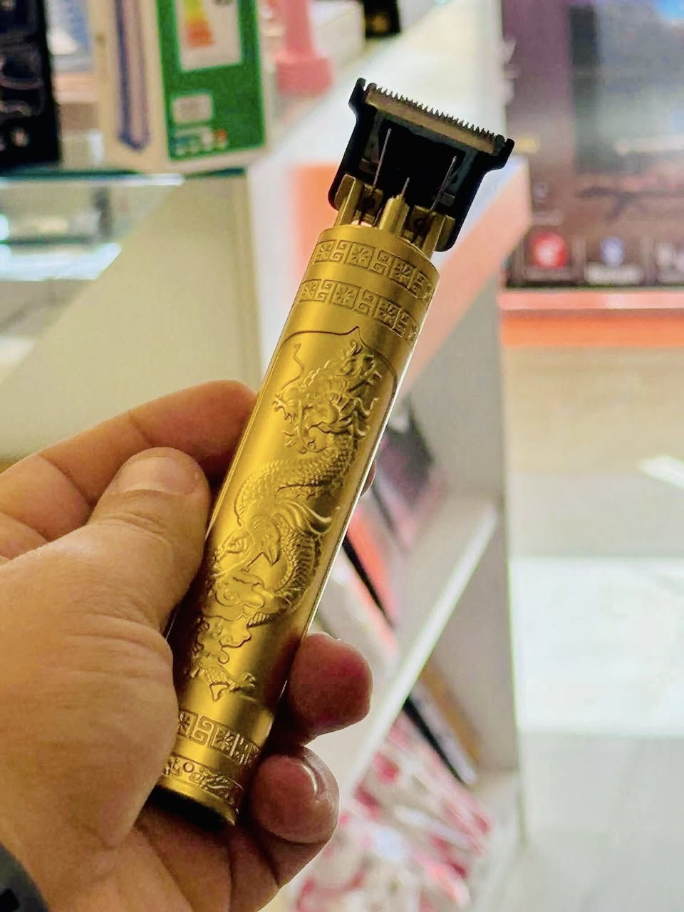 سلام عليكم   اخوان  متوفر مكينة حلاقـه للبيع
حلاقتها صفر 
مكينة شحن  وياها كيبل شاحنة + امشاط + دهن مكينه 
سعر مناسب  سعر 7 الاف فقط 
العنوان : الفهود


**إذا كنت صاحب هذا الإعلان وتريد حذفه لأي سبب، رجاءا أرسل رسالة إلى الدعم الفني**