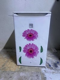 ثلاجه صغيرة • شغاله • بصره
