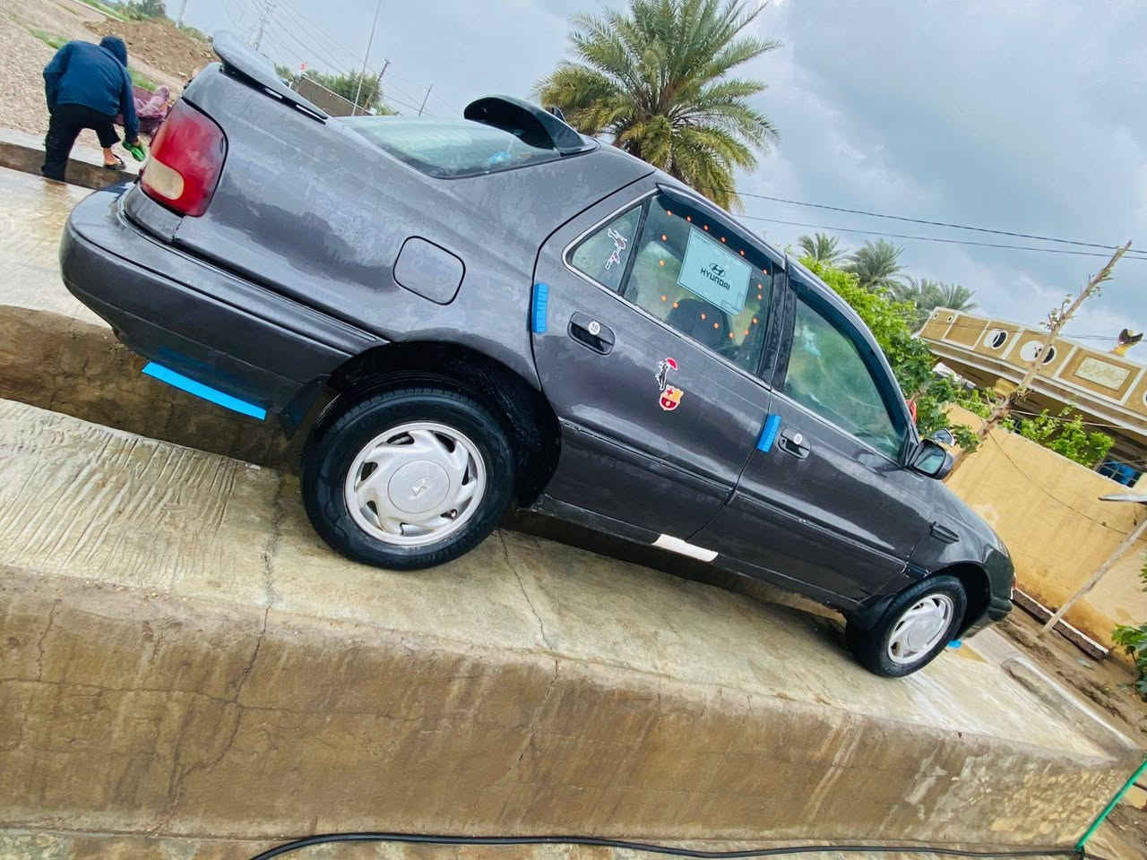 الانتره موديل 94 رقم ديالى سياره مصبوغه جديد بدون حادث تخم تاير كهربائيات شقاله كير ومكينه خير من الله للبيع ب 26 وبيها مجال ***********
