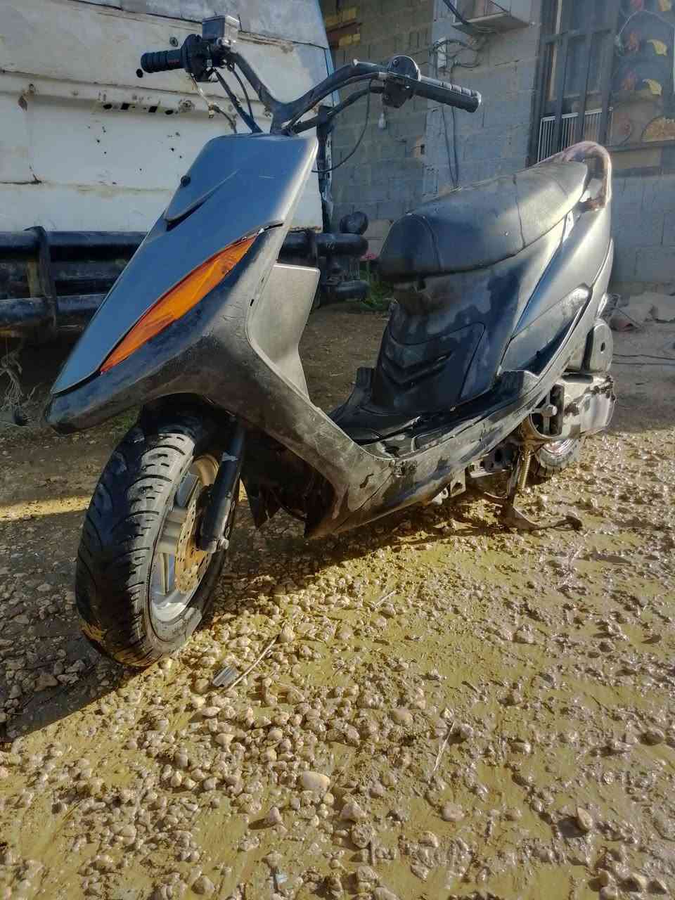 سلام عليكم دراجه ماكس لاطشه بيع اومراوس اربعه كير مستعجل عليه كلش السعر 225وبيه مجال الطيبين مكان كربلاء سيطرت البراهميه رقم  ***********
