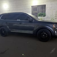 كيا تولرايد Ex  موديل 2020  محرك ٦ سلندر 3800  7 راكب داخل جلد ابيض ال...