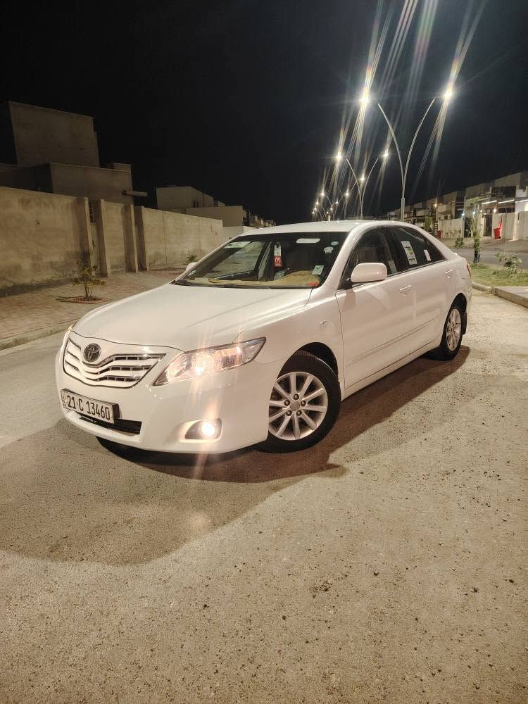 السلام عليكم ..
كامري خليجي 
موديل 2010
رقم سليمانية الجديد
هزه جديد 
السنويه لغايه 2030 
تبريد قطعتين
تبريد ثلج
داخل صاج
قفل سرعة
حساسات
منظومة زنون
تخم تاير جديد
محرك شرط ممفتوح
گير شرط ممفتوح 
صدر امامي خلفي شرط
بدون صبغ  مكفوله كفاله عامه
السيارة جدآ حلوة ونظيفة ما تحتاج اي مصرف 
السعر 117
العنوان تكريت الزهور
للأستفسار ***********
فقط نقد بدون مراوس تكريت, صلاح الدين
