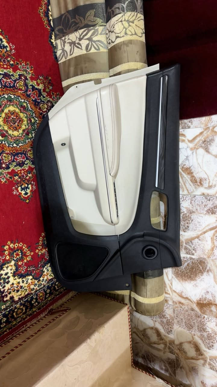 سلام عليكم تخم بطاين اوباما للبيع نضافه 95 ‎%‎السعر 300الف هنه ولداتهن ولترايش كاملات 
***********
