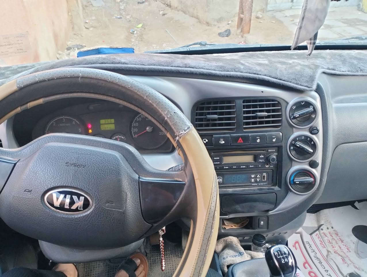 سلام عليكم براد بنغو بلاد موديل 16 تبريد شغال الثلاجه والصدر 
العنوان بصرة كرمة علي السعر140
هاتف *********** Singapore
