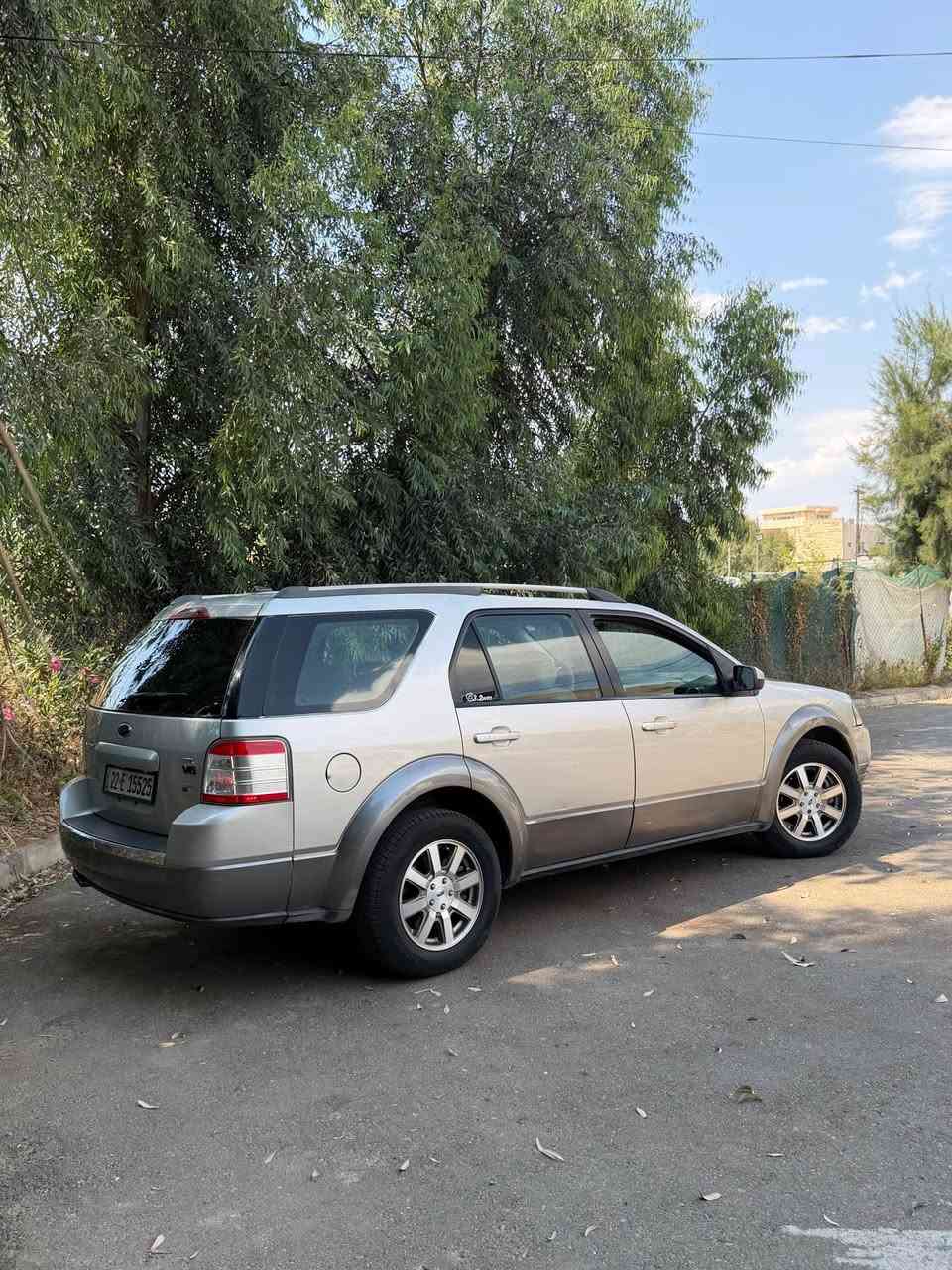 فورد تورس للبيع  او مراوس 
بدون صبغ ‼️
مكان السيارة موصل 
شراي او عندك شي تراوس دزلي واتس
*********** موصل, نينوى
