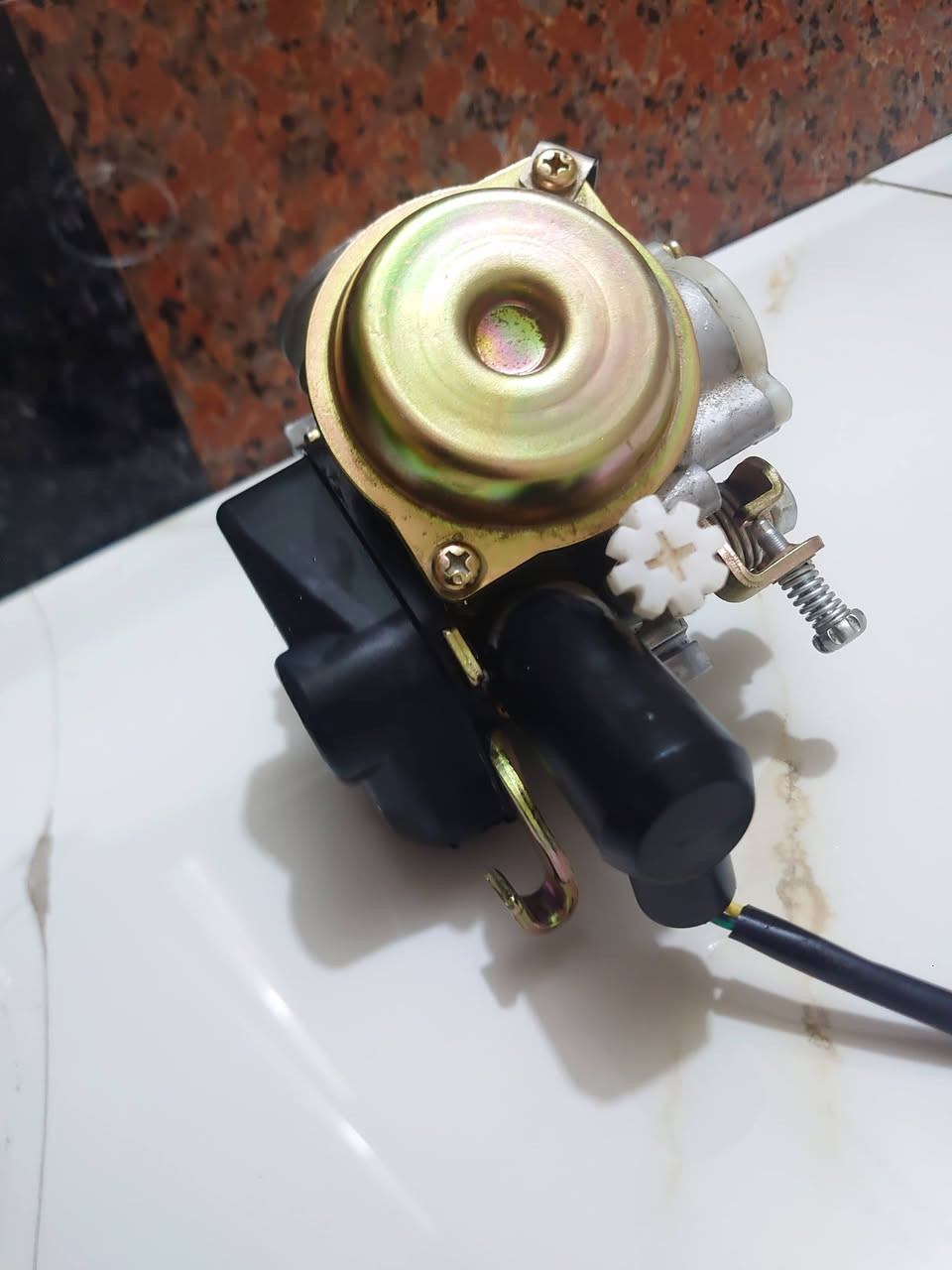 سلام عليكم كابريتر فراشه عدد 2 شرط الشد والتشغيل  تجي تشدها تقتنع يلا تاخذ سعر الوحده 25 وبيها مجال بسيط مكاني الاسكان


**إذا كنت صاحب هذا الإعلان وتريد حذفه لأي سبب، رجاءا أرسل رسالة إلى الدعم الفني**