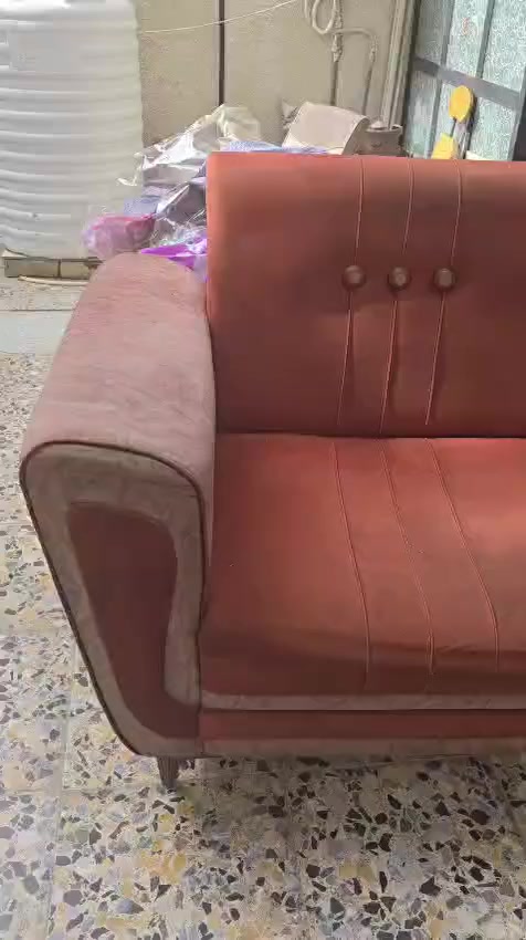 السلام عليكم
تخم 6 مقعد  سعره 250الف وبي مجال
عنوان المنصور خلف مطعم الساعه سابقا
شارع الداودي


**إذا كنت صاحب هذا الإعلان وتريد حذفه لأي سبب، رجاءا أرسل رسالة إلى الدعم الفني**