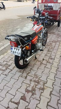 دراجه مكيزت مكفوله مطابقه كله مستعجل عل لبيع السعر ٩٥٠ ٠٧٧٦٧٧٨٠٩٢٨