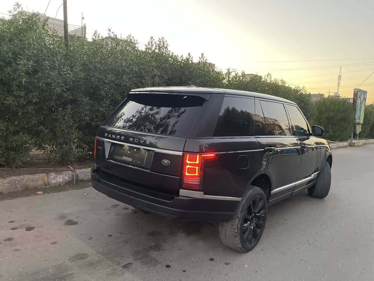 السلام عليكم
رانج روفر  فوك 2016. ادوات ادوات
السياره فول موصفات  كير ومحرك مكفولات من الفتح بدون كص بدون تفصيخ  اكفلك سرقه وانتر بول  السياره جديده معنى الكلمه مكاني بغداد 
السعره  والاستفسار خاص
***********

