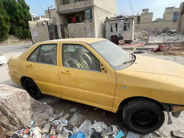 السلام عليكم شيري 2012 كايمة راعيها ما اندله اتكفل سرقة  ابيع كوم حديد السعر 11 ورقة العنوان حي اور قرب معمل الرحلات *********** ملاحظة لايتات دعامية موجودات بس ما شادهن
