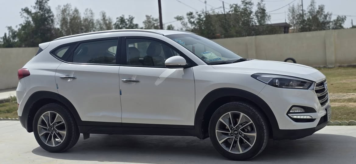 توسان 2018
رقم بغداد بأسمي
مكفوله كفاله عامه
ماشيه 100 
العنوان كوت 
السعر 185 وبيها مجال
الاتصال ***********
