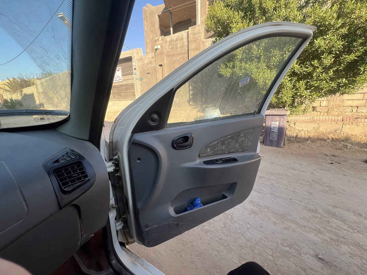 طيبة 2015
الكير والمكينة والكهربائيات وتخم تايرات كلهن جدد بالنايلون وصدر امامي وخلفي رقم ذي قار 
باسمي السياره شرط التحويل ثاني يوم  السعر 35 وبيها مجال قليل كلش للشراي 
للاستفسار : 
***********
***********
فقط بيع
