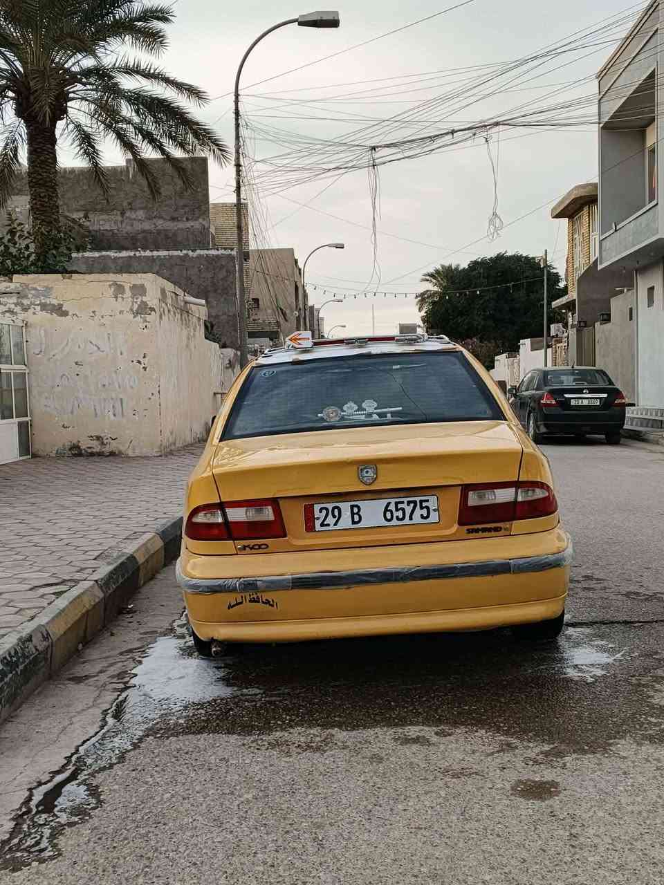 سمند 2011 كير ومحرك فول
تبريد شغال ثلج
صدر جديد  خلفي وامامي 
رقم نكليزي واسط ومكانه واسط قضاء الموفقيه 
السياره جاهزه وخير من الله
شرط المداور 
***********
