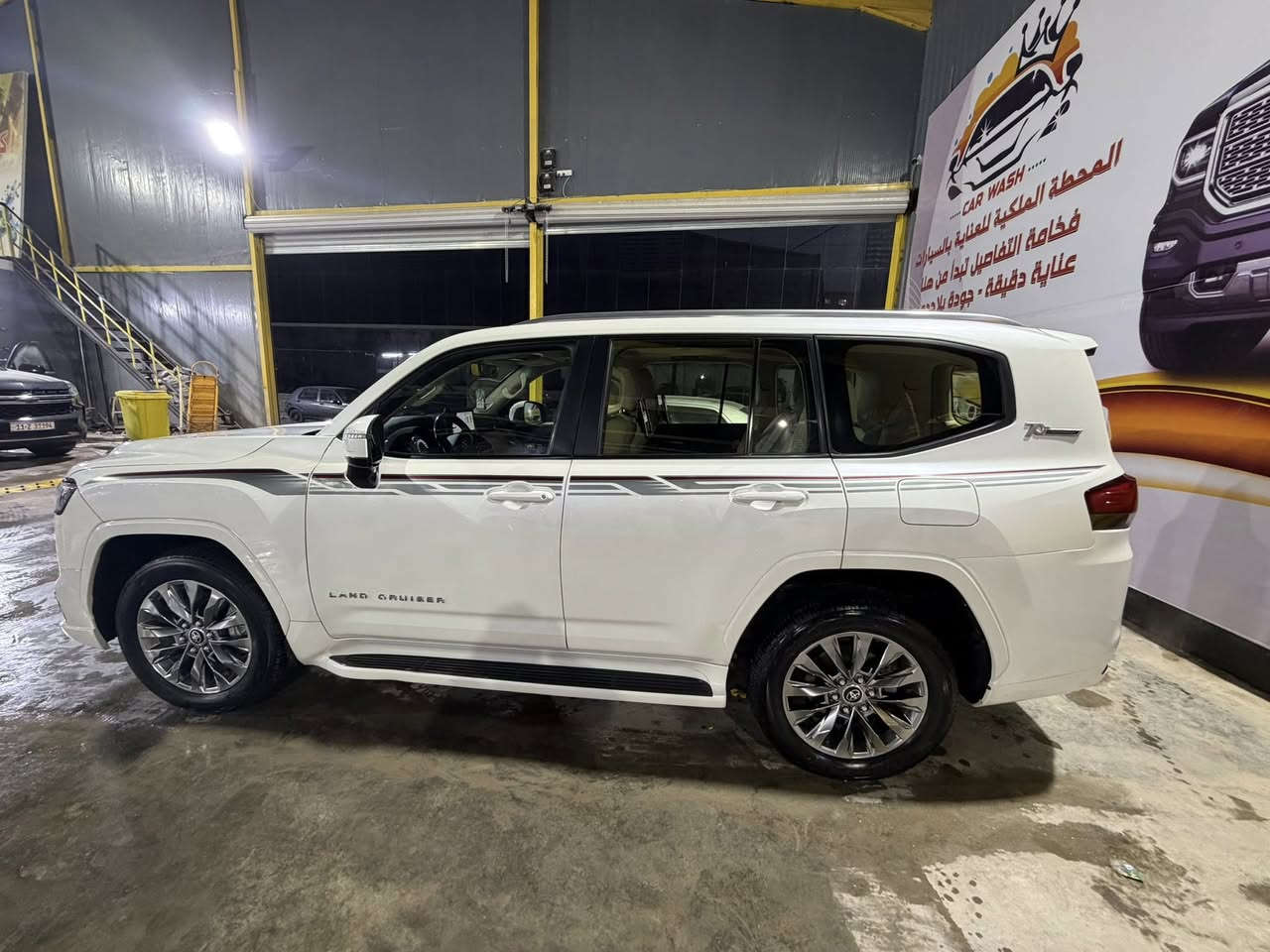 لاندكروز 2023 GXR
السياره بريم اصل

٣ شاشات تطبيق

ماشي 30 الف فقط 

محرك تون تربو 🚀🚀

مرقم بغداد بسمي 

فوووول فتحة وكشن تدفئة تبريد وباقي المواصفات 

السيارة بيه جاملغ مبدل اصلي وكاله جهت السايق

السعر 580  
المكان بابل شارع 60 

‏***********
