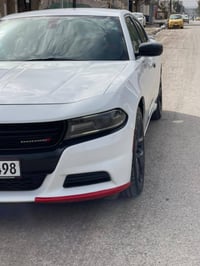 دوج جارجر  موديل 2019  فئة SXT  وارد امريكي 🇺🇸 لون ابيض  حجم المكينة 3...