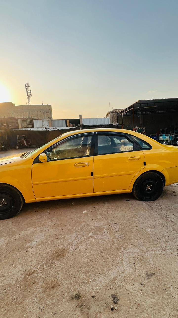 السلام عليكم اوبترا للبيع 2011. توزيع الشركة العامة السيارة رقم بابل بأسمي مصفرة هيئة وغرامات سنوية تسقط 2027 السيارة نظيفة وخير من الله كبل للشارع بيها بارد بالجاملغ الامامي والبنيد والسيارة مصبوغة بسبب الجراد تبريد كمبريسر لاطش علمود تكون على بينة كهربائيات كلها شغالة وكير ومحرك خير من الله صدر جديد دبلات جديدةةة
مكاني بابل مركز المدينة 
السعر 65 وبيها مجال 
للتواصل : ***********
