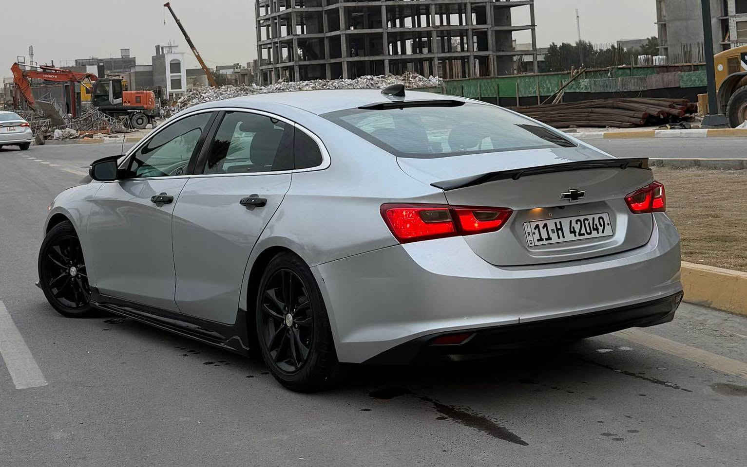 للبيع ماليبو 2018 lt 
محرك 1500 توربو اقتصادي
كير اوتوماتيك Atf المرغوب
تخم ويلكب 17
بصمه تشغيل وابواب 
كار بلي
حساس جانبي
رادار 
الاضافات : كت امامي وصفاح وخلفي 
سبايدر rs
كفرات مري باتمان 
كشن كهرباء
حادث جاملغ وبنيد بدون دواخل سيارة جاهزة من ناحية محرك وكير وحدادية وتبريد
داخلها كلش نظيف 
رقم بغداد دولي جديد هزه جديده 
مكاني بغداد حي الجهاد 
***********
السعر ٩٧ بيها مجال للشراي بغداد, العراق
