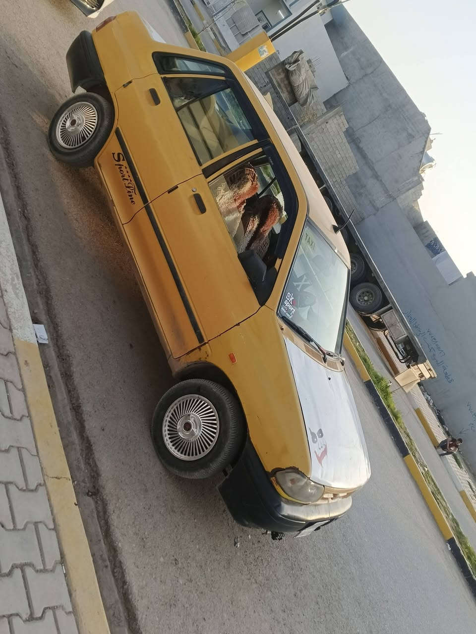 اسلام عليكم عندي سياره سايبه 2014 محرك.وغير بل شرط كهربايات گامل تخم  تايرات خياس مابيه قطره مكاني طوز  السعر 16ورقه وبيهه مجال لطيبين رقم***********
