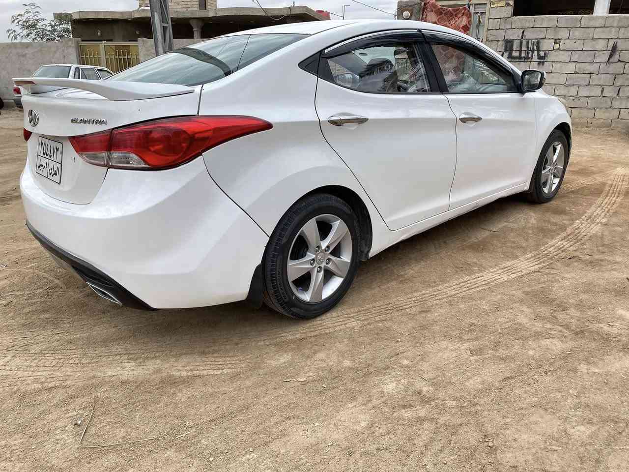 السلام عليكم النترى موديل 2012 مكينة 1600 اكير نضيفات تبريد تدفئ بيها قطعتين صبغ جاملغ ايمن خلفي والباب فقط رش بدون دخال بيها سونار سياره نضيفه وجاهزه مكان نجف السعر 98 للأستفساراكثر اتصال على الرقم التالي
 ‭0783 349 7119‬
