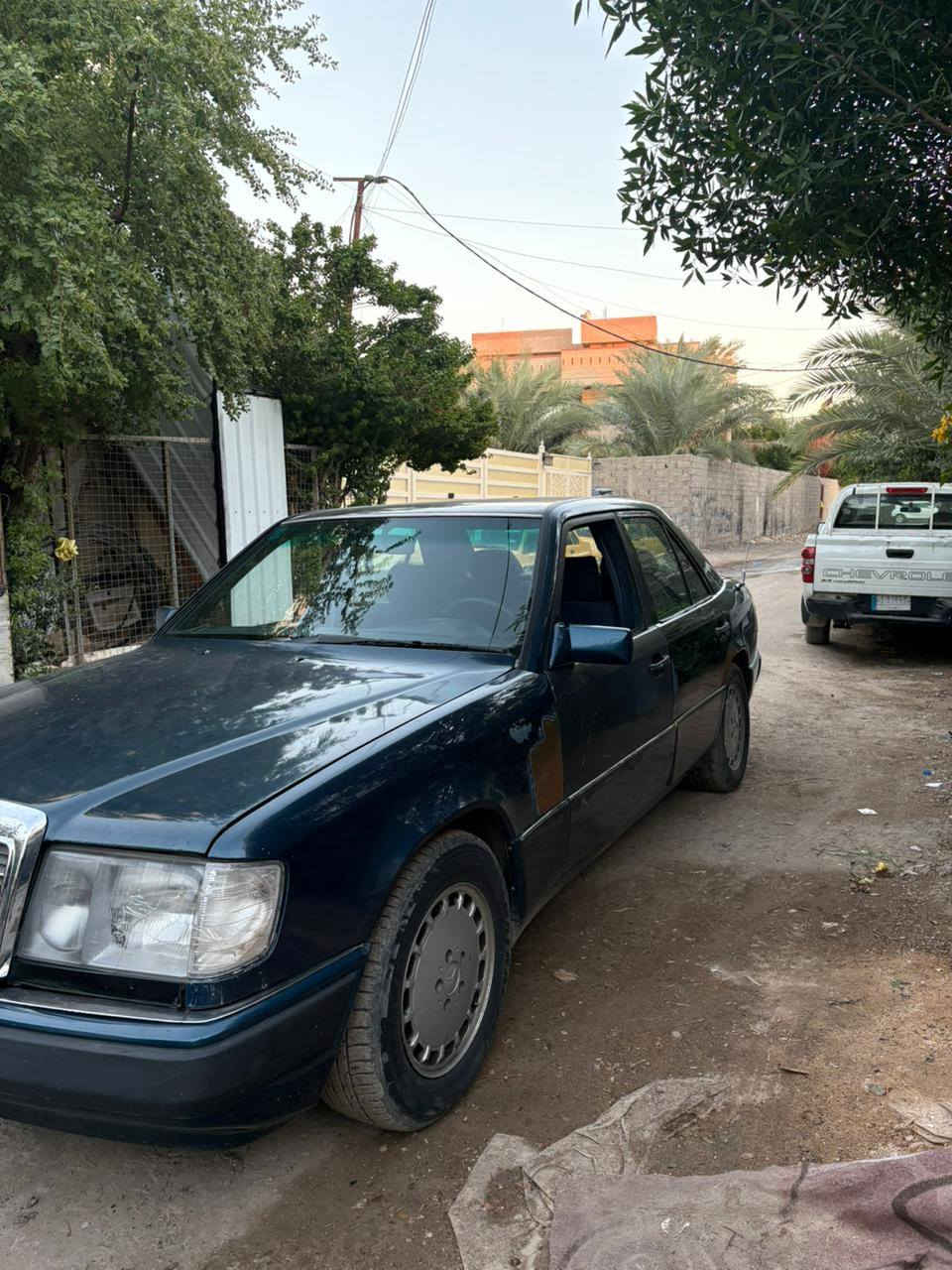 مارسيدس دب موديل ٨٧ بأسمي رقم بغداد مميز للبيع كير ومحرك بطه ثنين ونص تبريد شغال  حدادة جيدة جدا السعر المطلوب ٥٢ ورقه وبيها مجال للاستفسار الاتصال ***********
