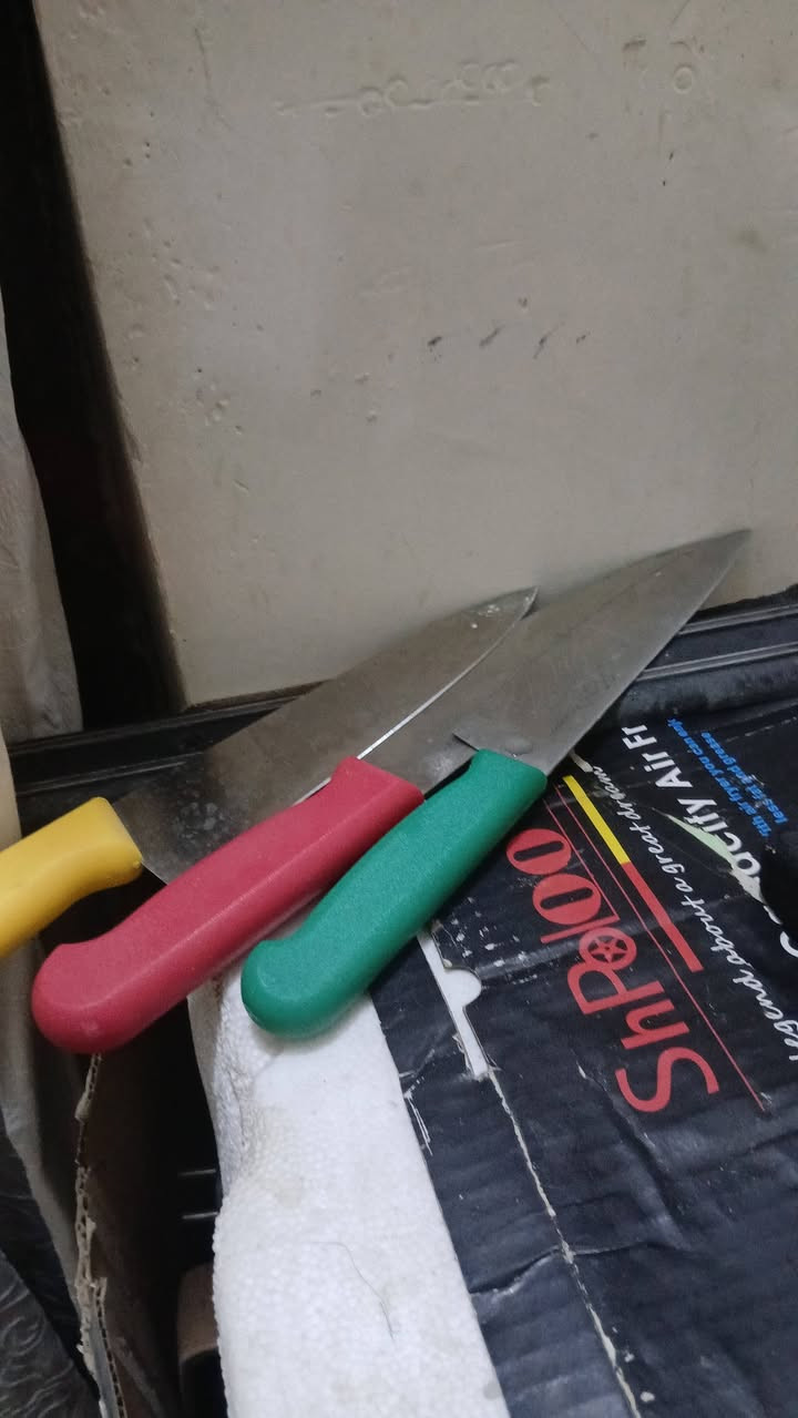 كل في الصور للبيع 
***********
