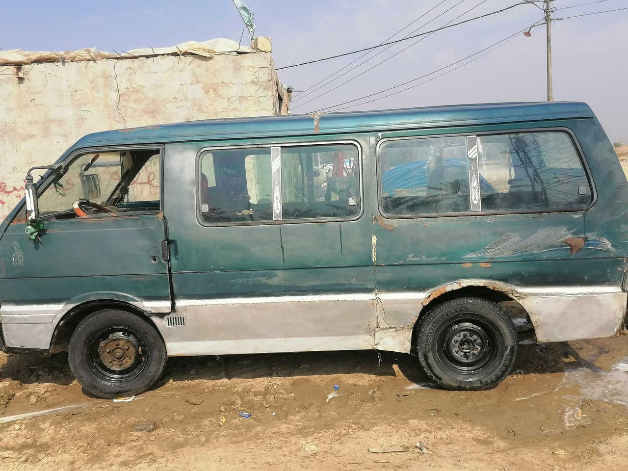 سلام عليكم كيه بسته لبيع سياره جاهزه محرك وكير وكسل كفاله عامه تخم تاير راعي ماندله رقم حمر ريده سعر 13وبيه مجال وهاذه رقمي ***********سياره جاهزه خير من الله
